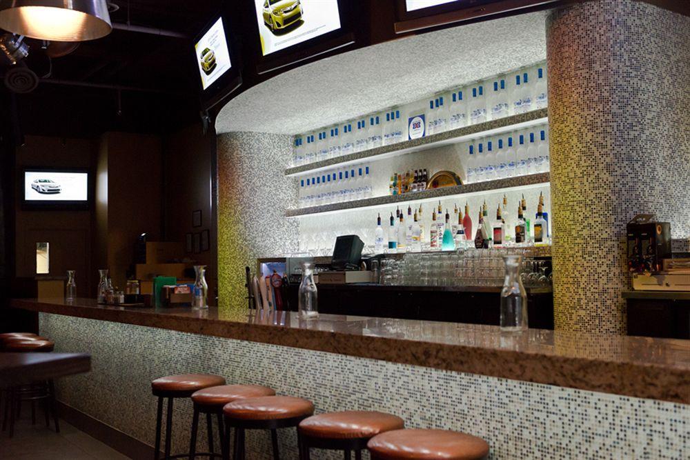 Coliseum Inn Edmonton Extérieur photo