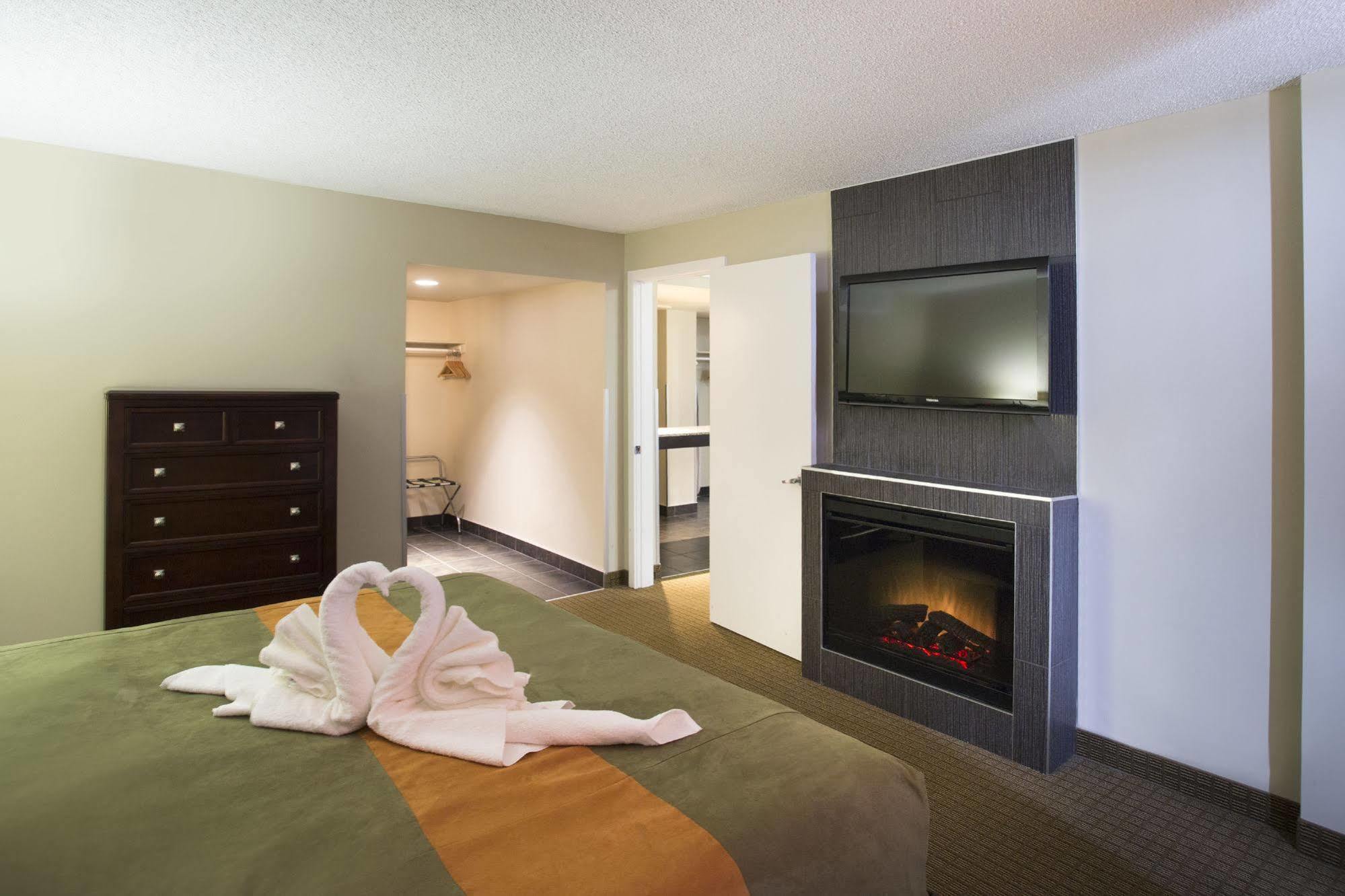 Coliseum Inn Edmonton Extérieur photo