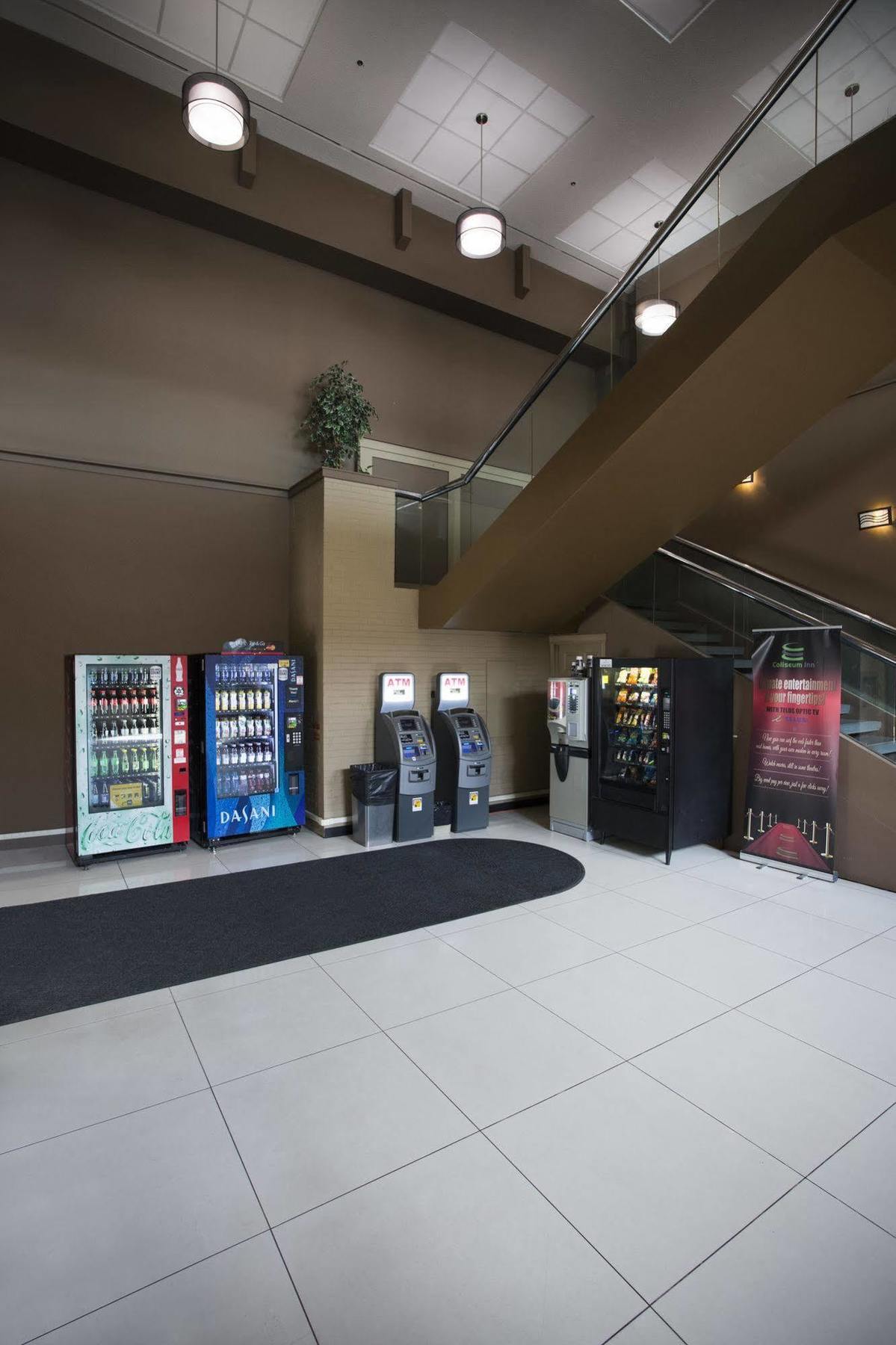 Coliseum Inn Edmonton Extérieur photo