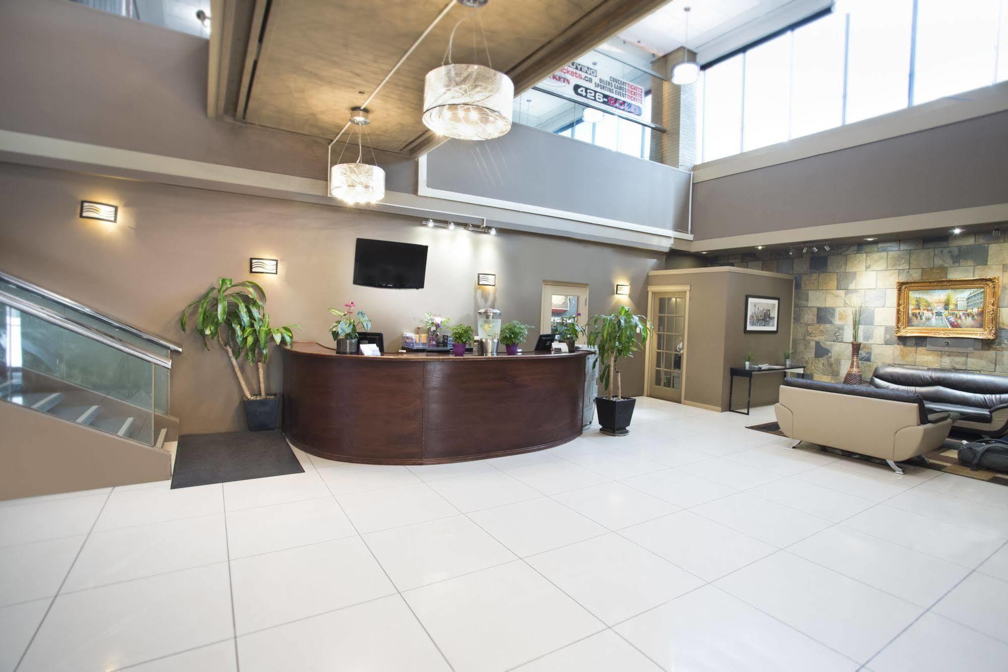 Coliseum Inn Edmonton Extérieur photo